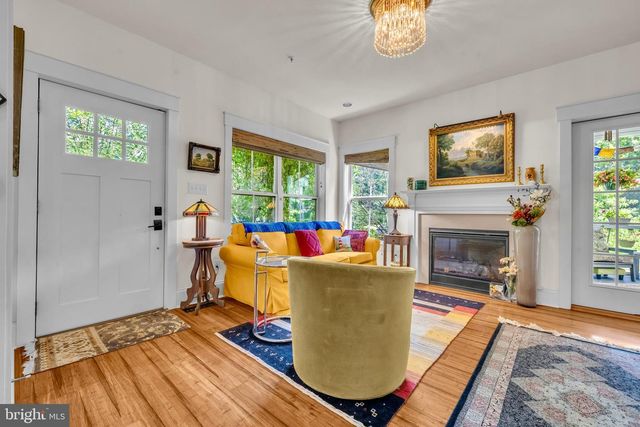 321 FRONT ST, Crumpton, MD 21628