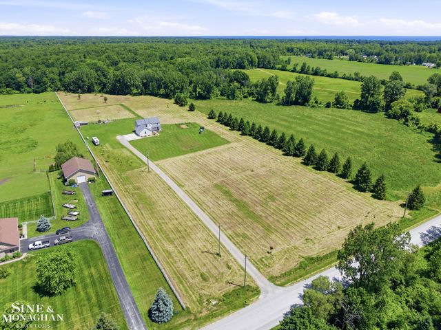 4426 Metcalf Road, Burtchville Twp, MI 48059