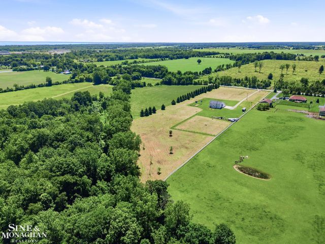4426 Metcalf Road, Burtchville Twp, MI 48059