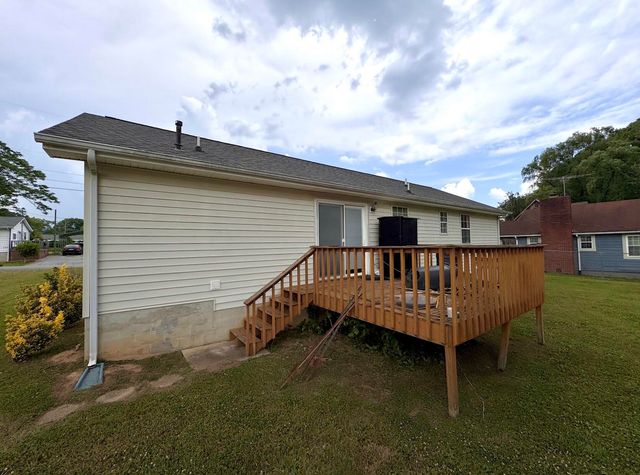 346 Ducktown Street, Soddy Daisy, TN 37379
