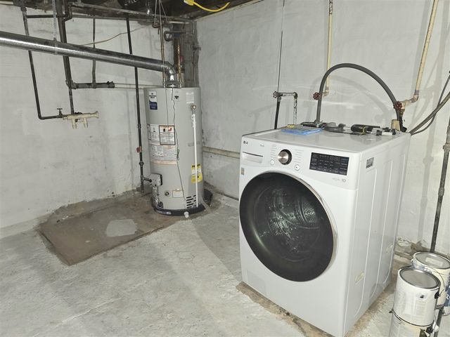 406 E Mcdevitt Avenue, Jackson, MI 49203