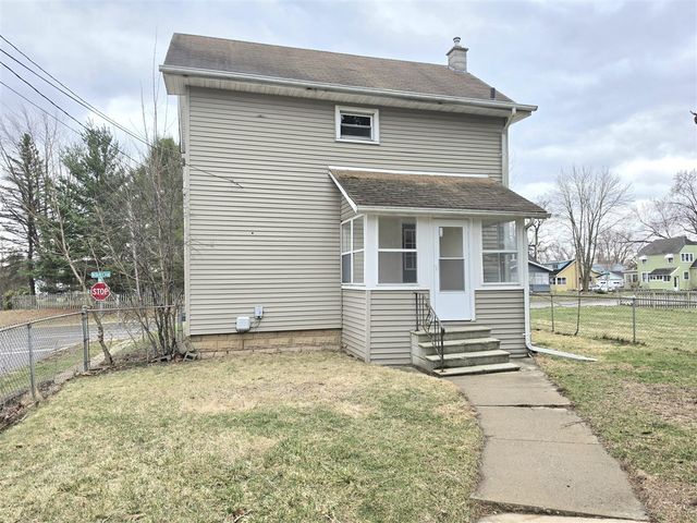 406 E Mcdevitt Avenue, Jackson, MI 49203