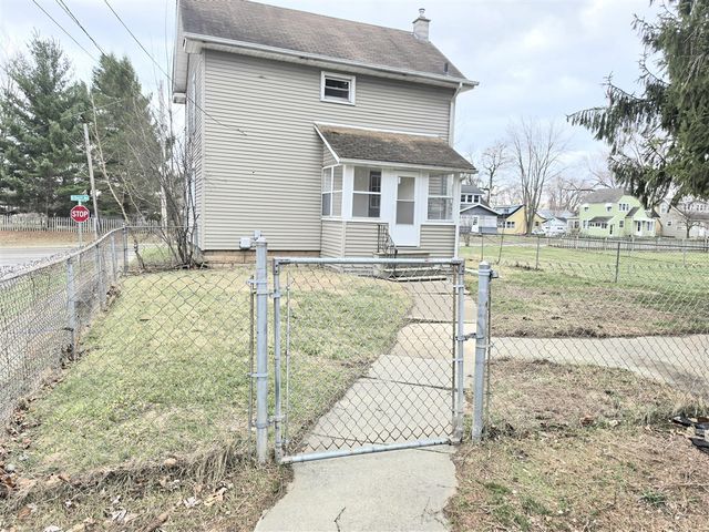 406 E Mcdevitt Avenue, Jackson, MI 49203