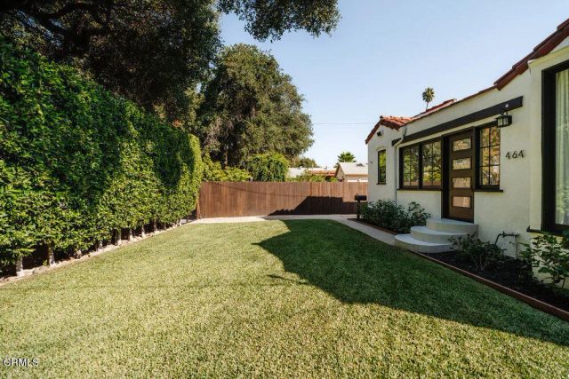 464 Westgate Street, Pasadena, CA 91103
