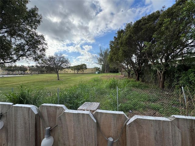 2604 SE 19th St, Homestead, FL 33035