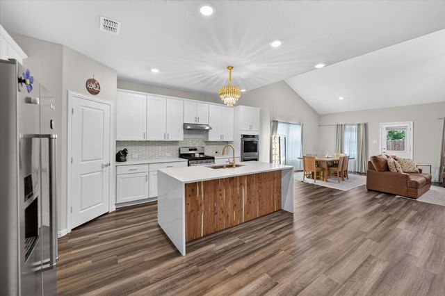 447 Crystal Clear Lane, Princeton, TX 75407