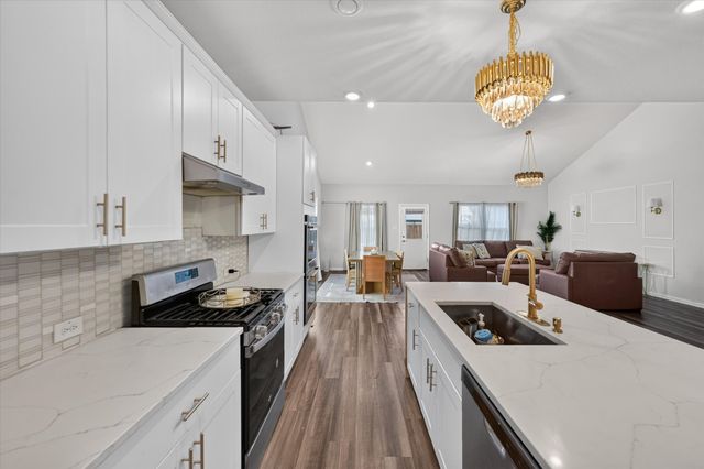 447 Crystal Clear Lane, Princeton, TX 75407
