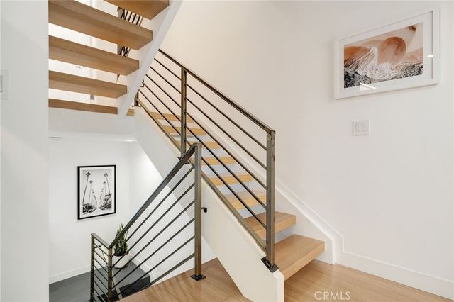 1456 Manhattan Beach Boulevard D, Manhattan Beach, CA 90266