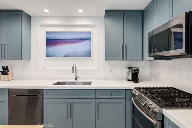 1456 Manhattan Beach Boulevard D, Manhattan Beach, CA 90266