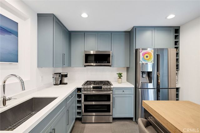 1456 Manhattan Beach Boulevard D, Manhattan Beach, CA 90266