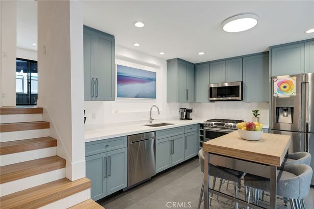 1456 Manhattan Beach Boulevard D, Manhattan Beach, CA 90266