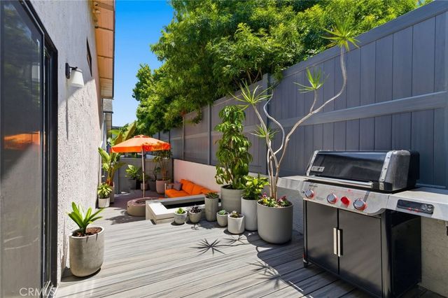 1456 Manhattan Beach Boulevard D, Manhattan Beach, CA 90266