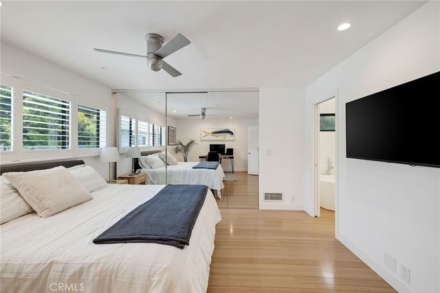 1456 Manhattan Beach Boulevard D, Manhattan Beach, CA 90266