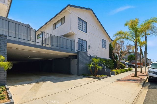 1456 Manhattan Beach Boulevard D, Manhattan Beach, CA 90266