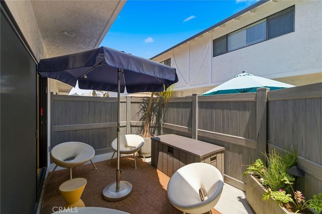 1456 Manhattan Beach Boulevard D, Manhattan Beach, CA 90266