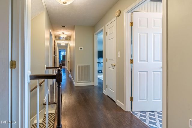 20220 Colony Lane, Bristol, VA 24202