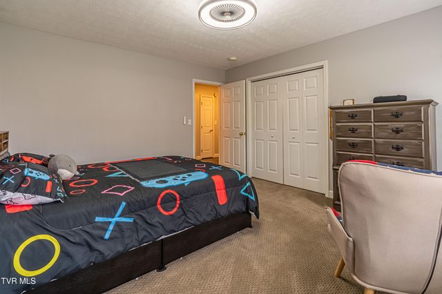 20220 Colony Lane, Bristol, VA 24202