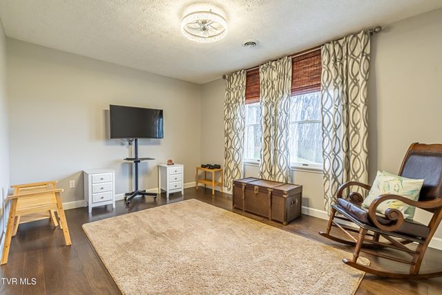 20220 Colony Lane, Bristol, VA 24202