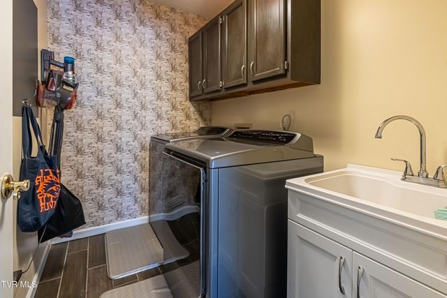 20220 Colony Lane, Bristol, VA 24202