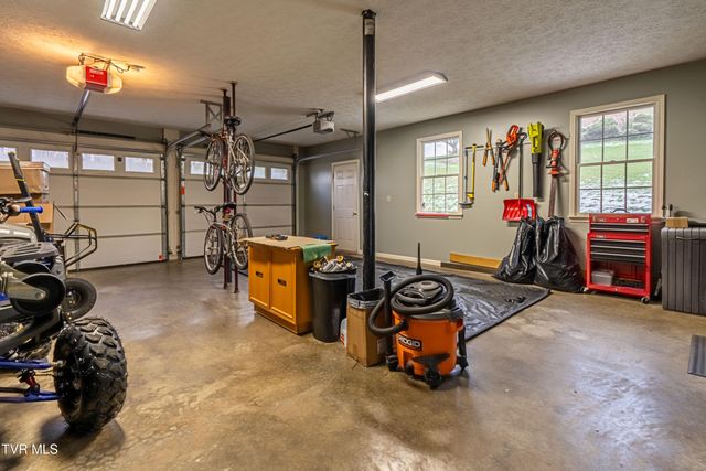 20220 Colony Lane, Bristol, VA 24202