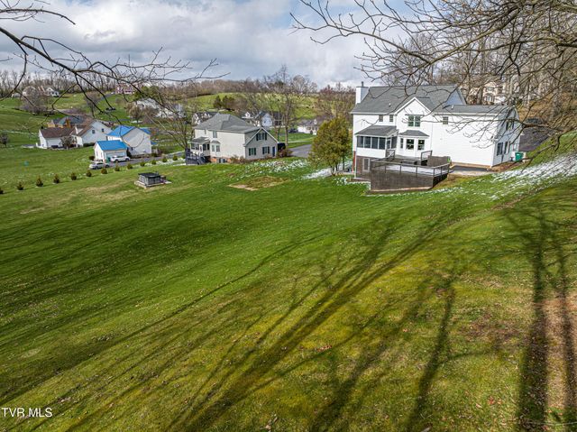 20220 Colony Lane, Bristol, VA 24202