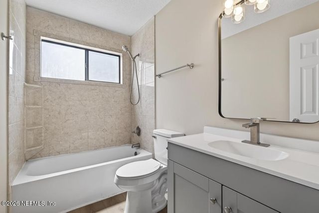 1806 KILLARN Circle, Middleburg, FL 32068