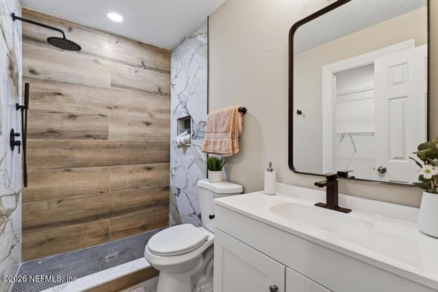 1806 KILLARN Circle, Middleburg, FL 32068