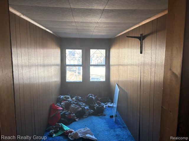 19403 Moenart Street, Detroit, MI 48234