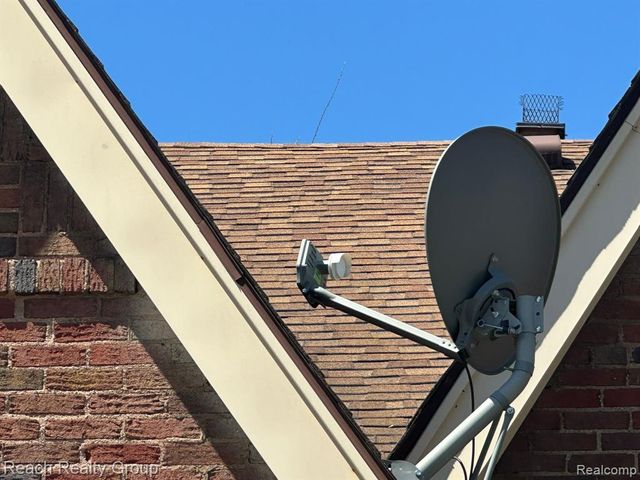 19403 Moenart Street, Detroit, MI 48234