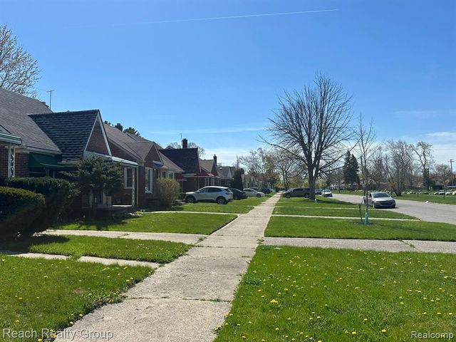 19403 Moenart Street, Detroit, MI 48234
