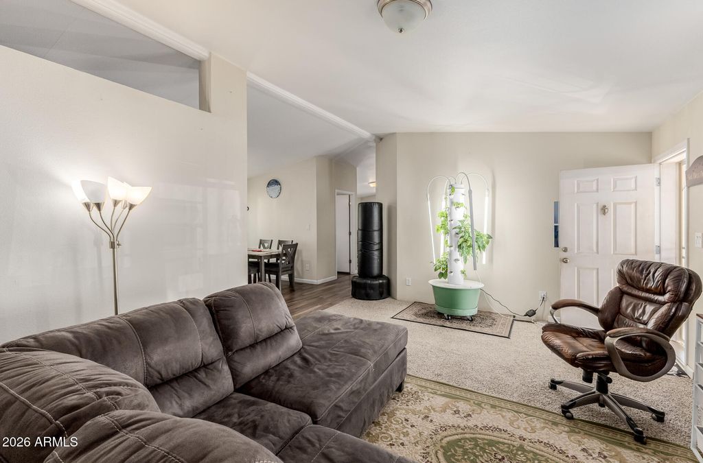 Image 10 of property listing at 5604 N TALLY HO Lane, Casa Grande, AZ 85122