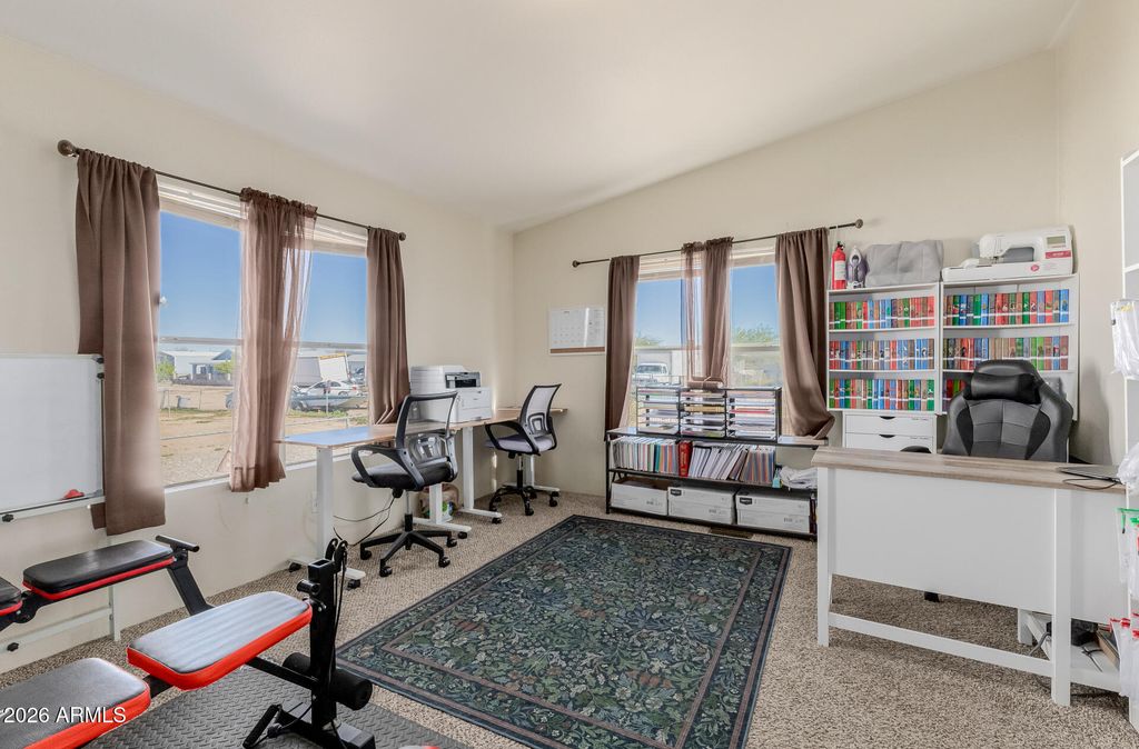 Image 16 of property listing at 5604 N TALLY HO Lane, Casa Grande, AZ 85122