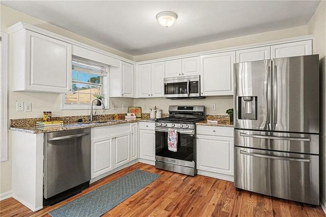 2752 Owens SW Avenue, Marietta, GA 30064