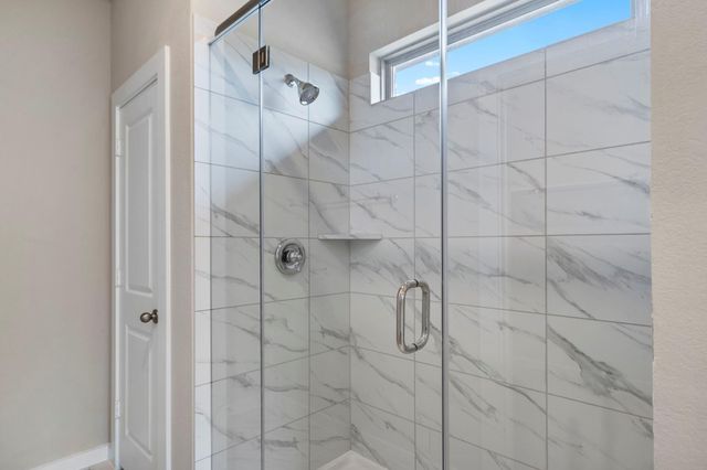 2466 North Heritage Drive, Dayton, TX 77535