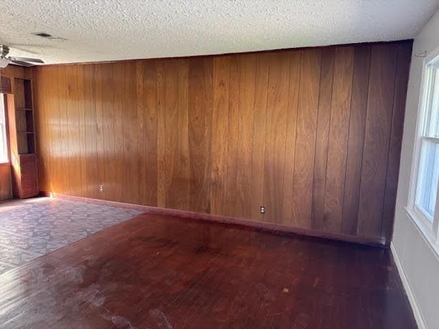 6 Circle Q Street, Orange, TX 77630