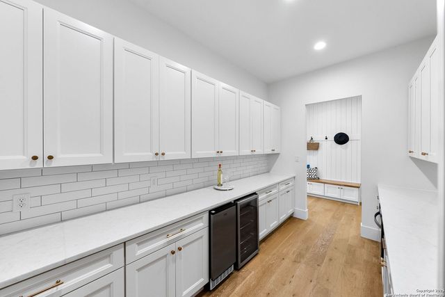 456 Rio Azul Dr, Pipe Creek, TX 78063