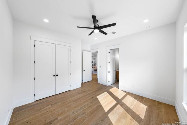 456 Rio Azul Dr, Pipe Creek, TX 78063