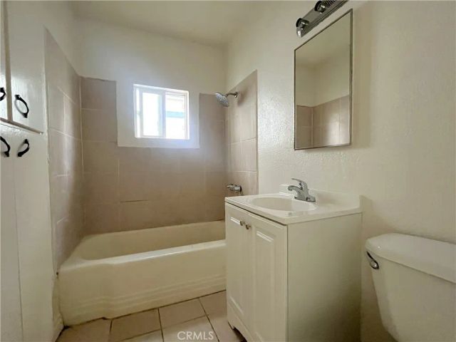 3855 Locust, Riverside, CA 92501