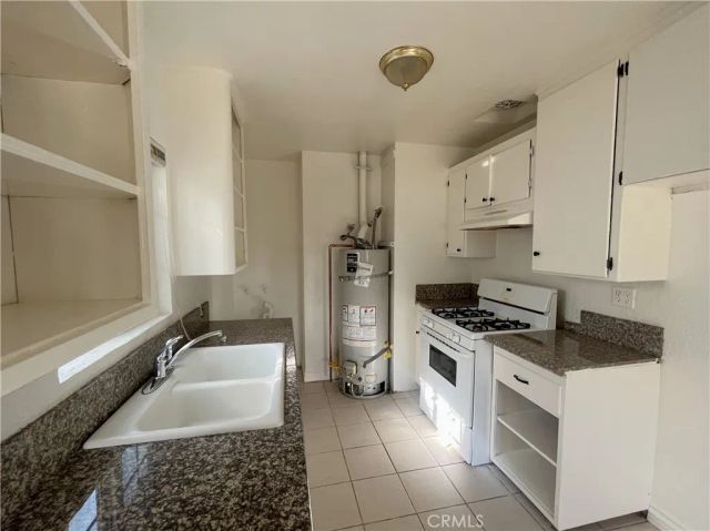 3855 Locust, Riverside, CA 92501