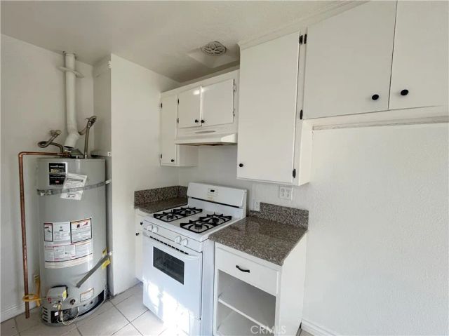 3855 Locust, Riverside, CA 92501