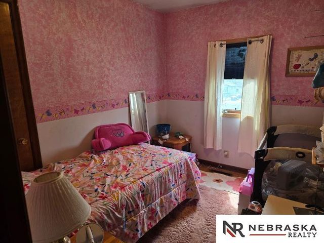 6735 Kansas Avenue, Omaha, NE 68104