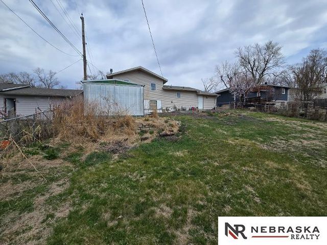 6735 Kansas Avenue, Omaha, NE 68104