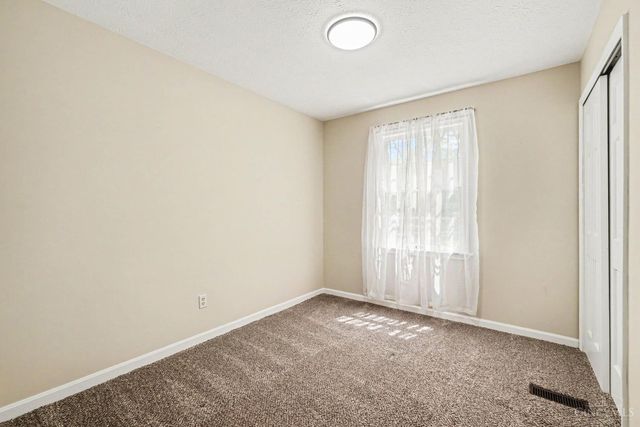 1504 Tyrolean Way, Lawrenceburg, IN 47025