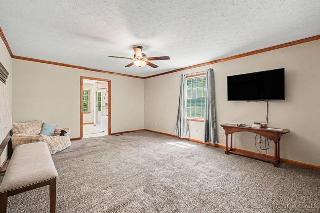 1504 Tyrolean Way, Lawrenceburg, IN 47025