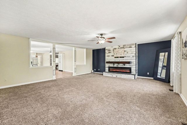 1504 Tyrolean Way, Lawrenceburg, IN 47025