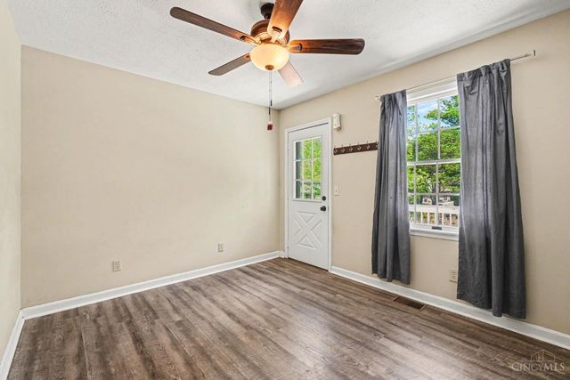 1504 Tyrolean Way, Lawrenceburg, IN 47025