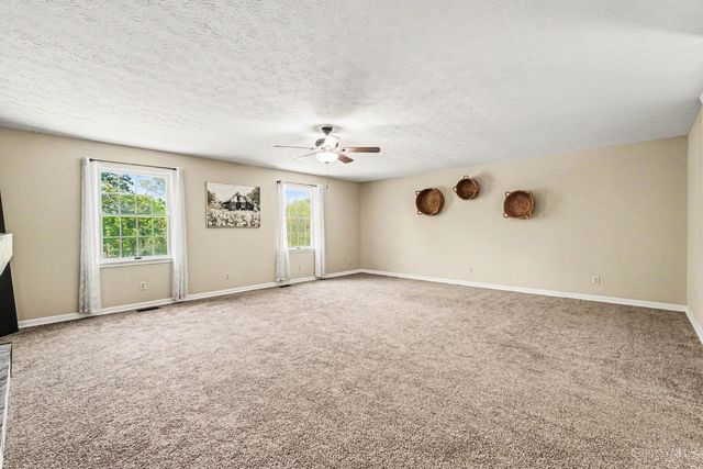 1504 Tyrolean Way, Lawrenceburg, IN 47025