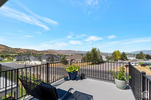 142 W PARKSIDE LOOP, Elk Ridge, UT 84651
