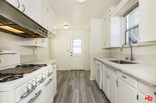 22046 Galvez Street, Woodland Hills, CA 91364