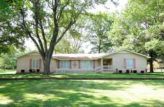 510 East Nottingham Lane, Springfield, MO 65810